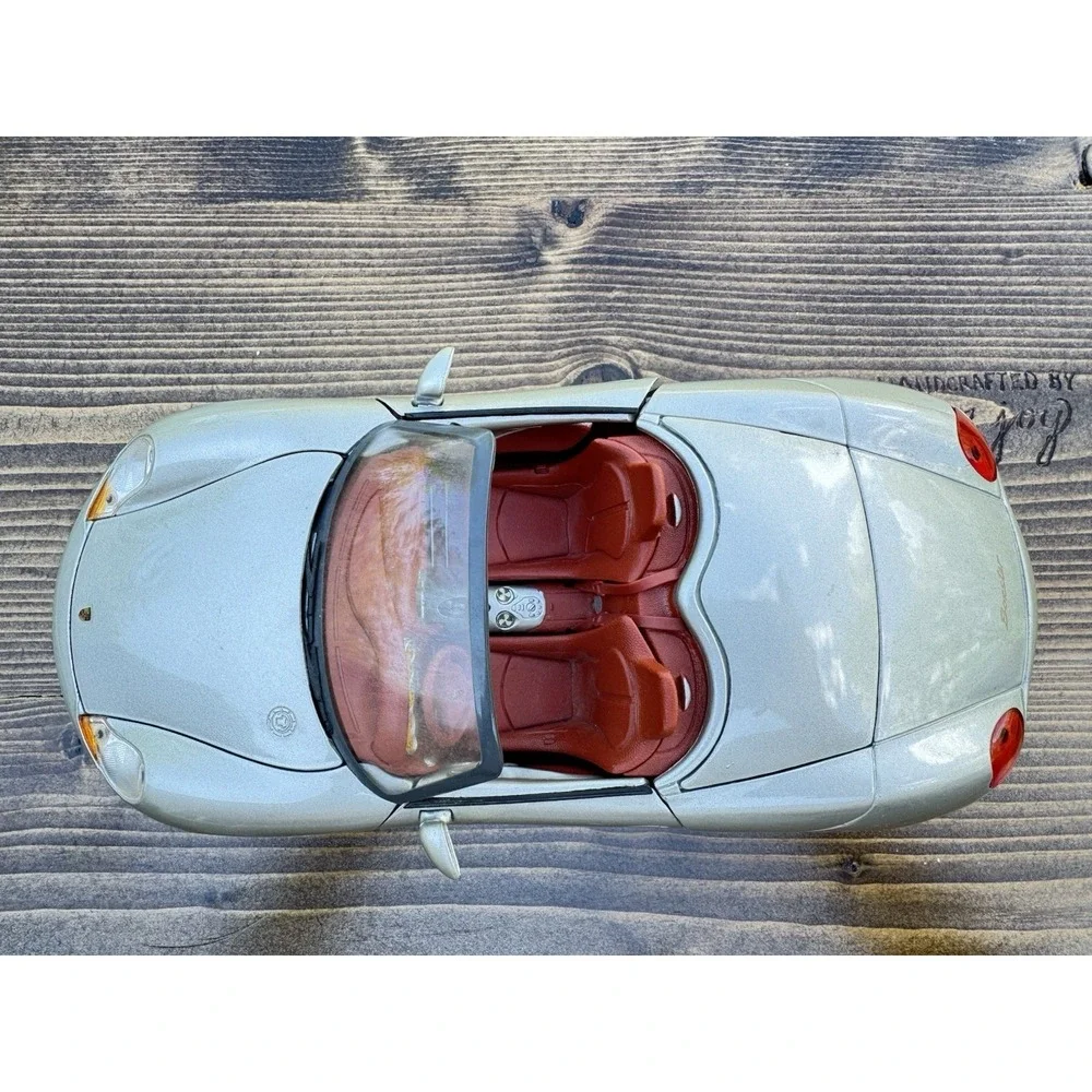 Porsche Boxster 1:18 Diecast Model Car Maisto Silver Convertible Special Edition